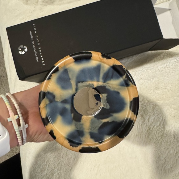 Balance Athletica Water Bottle - Picture 3 of 5